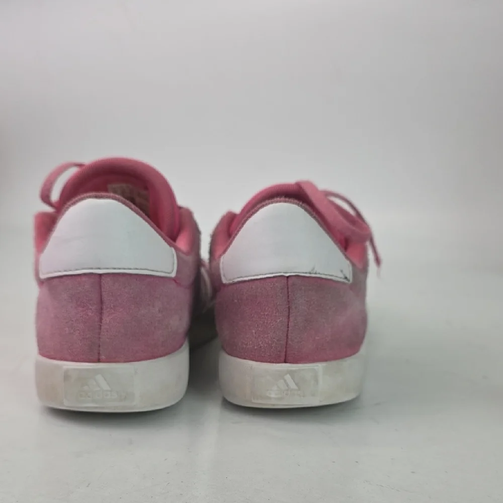 Adidas‎ Women's Sneakers Size 5 Pink White Suede Low Top Lace Up Shoes